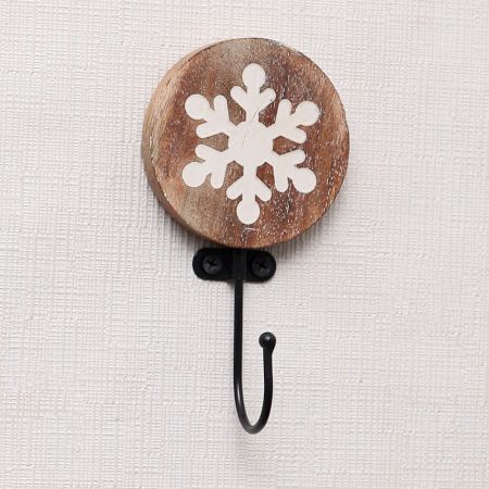 Brown Wooden Snowflake Pattern Hooks For Kid Room